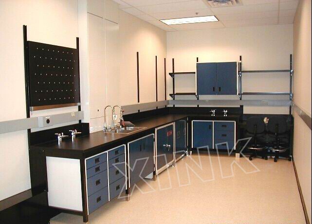 鋼木實(shí)驗(yàn)室邊臺01