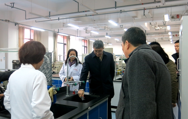 西北農(nóng)林科技大學(xué)開展科研實驗室安全檢查