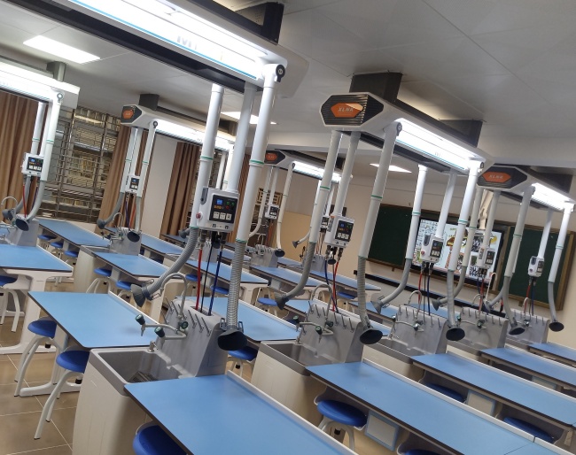 新科化學(xué)實(shí)驗(yàn)室成套設(shè)備：開(kāi)啟高效教學(xué)科研之門(mén)