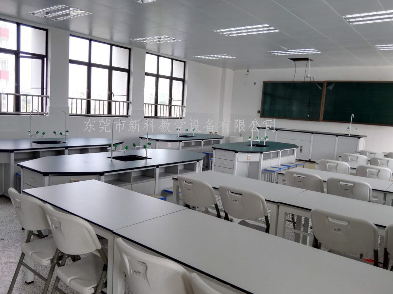 生物實(shí)驗(yàn)室廠(chǎng)家