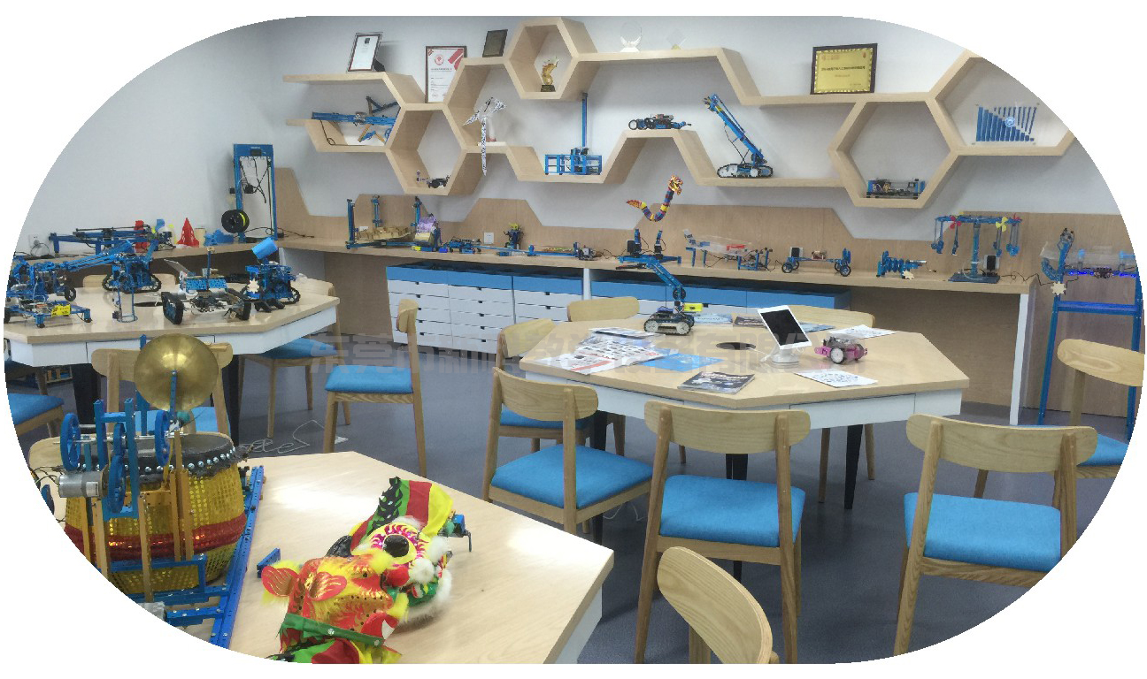 <a href='http://m.ombuyer.com' target='1' style='font-size:14px; font-weight:bold; color:#0080ff;'>創(chuàng)客實驗室</a>展示區(qū)