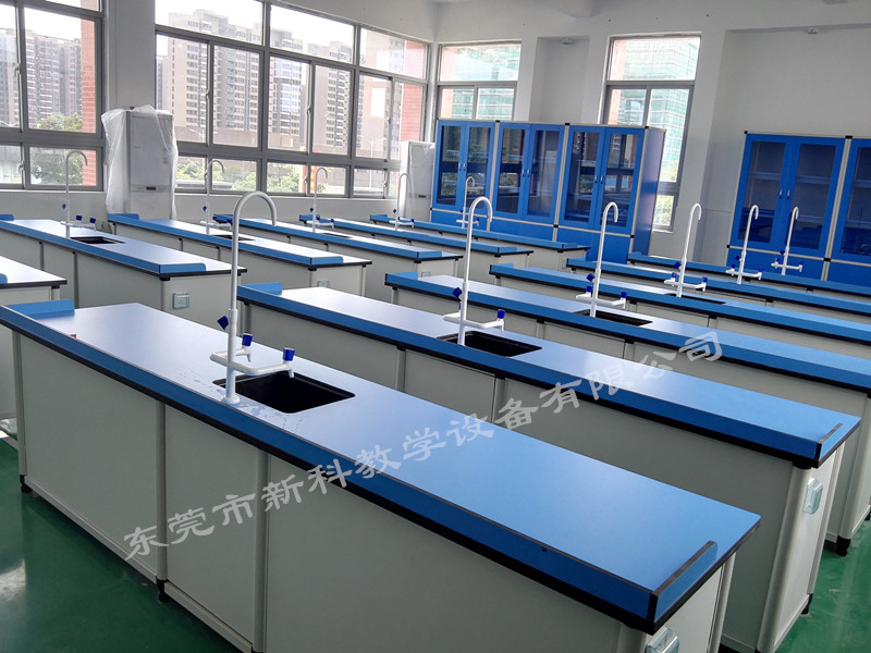 <a href='http://m.ombuyer.com/chanpin/53-1.html' target='1' style='font-size:18px; font-weight:bold; color:#000000;'>科學(xué)實(shí)驗(yàn)室</a>廠家