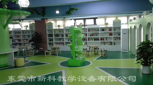 <a href='http://m.ombuyer.com/chanpin/110-1.html' target='1' style='font-size:18px; font-weight:bold; color:#000000;'>圖書閱覽室</a>2