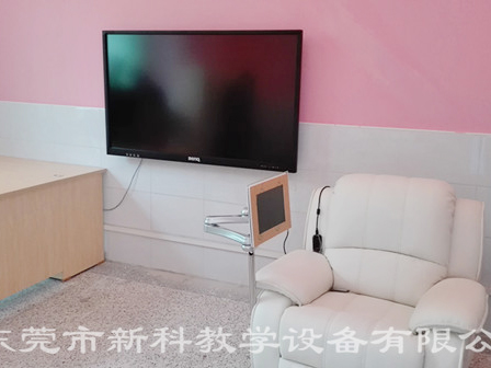 <a href='http://m.ombuyer.com' target='1' style='font-size:14px; font-weight:bold; color:#0080ff;'>心理咨詢室</a>布置