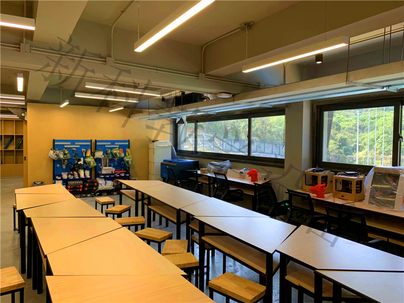 <a href='http://m.ombuyer.com' target='1' style='font-size:14px; font-weight:bold; color:#0080ff;'>創(chuàng)客實(shí)驗(yàn)室</a>